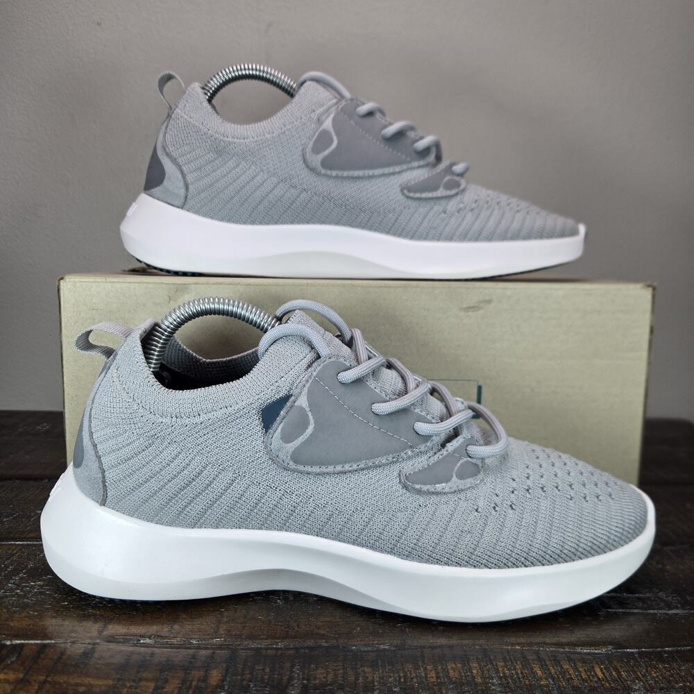 NEW Vessi Everyday Move Sneaker Womens Size 6 Waterproof Shoes Titanium Grey